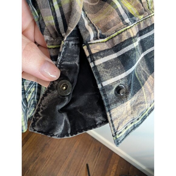 Cowboy Up Classic Fit Black White and Green Plaid Pearl Snap - L - Picture 4 of 10